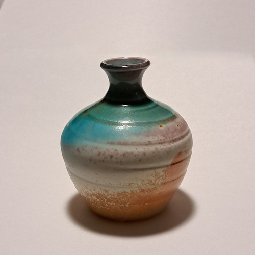 Click to view detail for JP-019 Pottery Handmade Miniature Vase Altantic Sea, Beachy $63