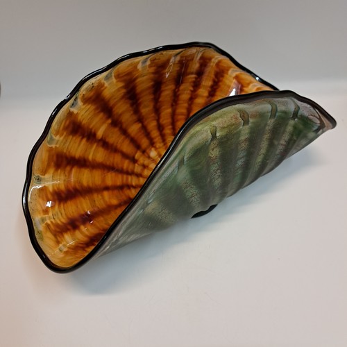 Click to view detail for GBG-025 Shell, Primitive Green Shell & Gold $325