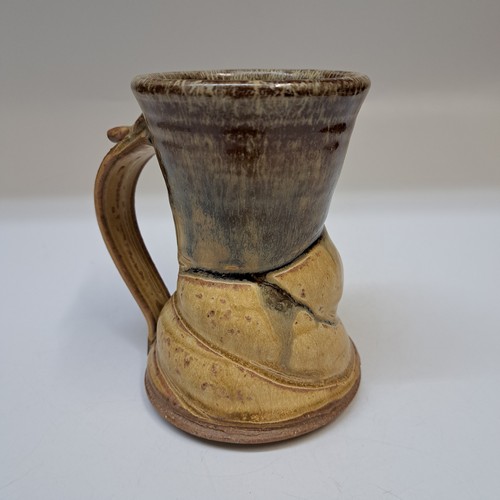 Click to view detail for #260206 Mug Tan and Moss Green $22