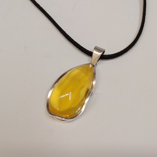 HWG-104 Pendant Yellow Oval $85 at Hunter Wolff Gallery