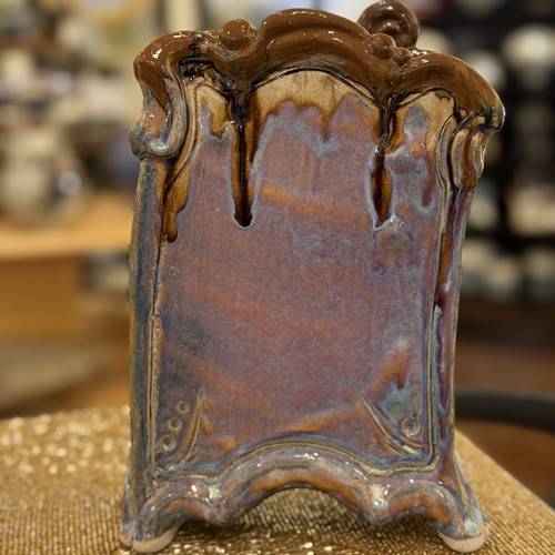 Click to view detail for #261013 Anniversary Vase/Mailbox 10x7x3.5 $95