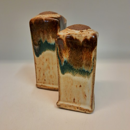 Click to view detail for #241143 Salt & Pepper Set $18