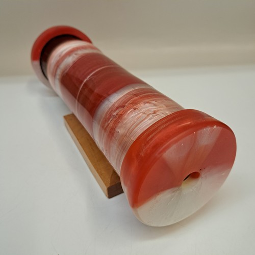 Click to view detail for SC-152 Kaleidoscope, Poly Resin Multi-Colors Red and Pearl$178