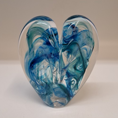 Click to view detail for DG-170 Blown Glass Heart Abstract Aqua $112