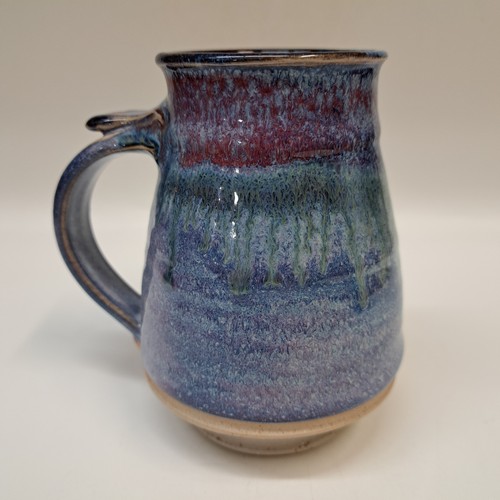 Click to view detail for #250218 Barrel-Shaped Mug $19