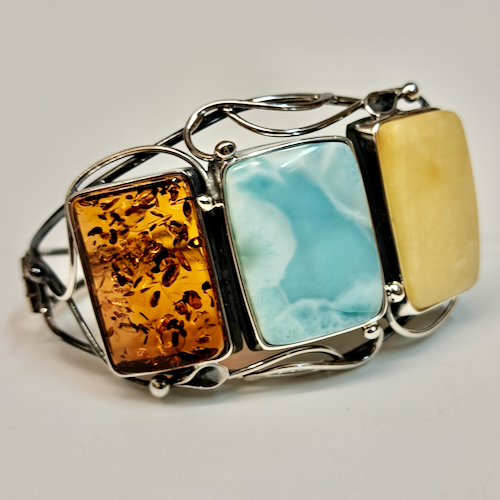 HWG-2397 Bracelet, Three Rectangle Stone $310 at Hunter Wolff Gallery