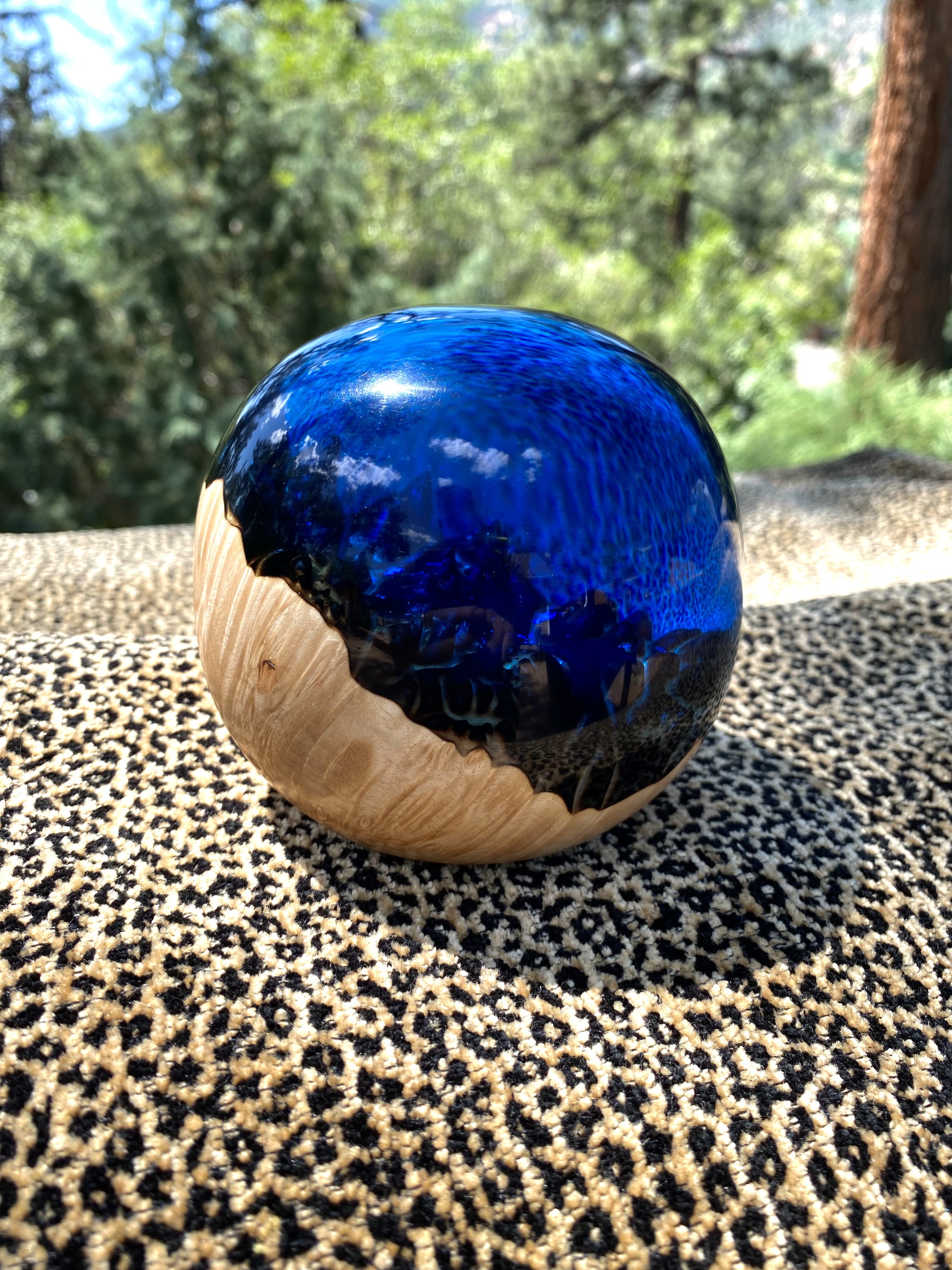 Click to view detail for SH211 Deep Ocean Blue Maple $200