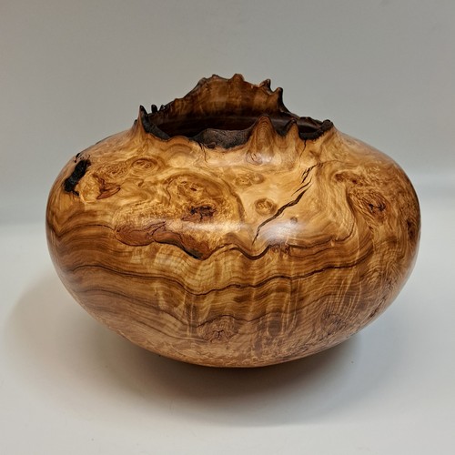 Click to view detail for JW-215 Aspen Burl Vessel 7.5x9.5 $500