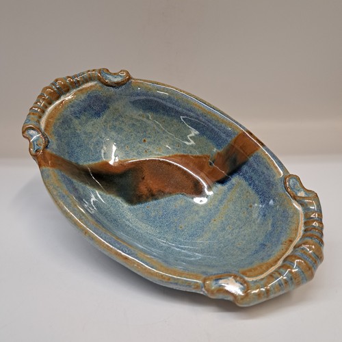 Click to view detail for #250243 Bowl, Small Oval $12