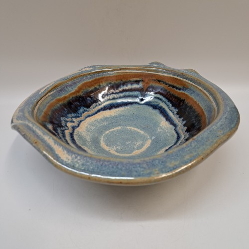 Click to view detail for #250288 Bowl, Irregular Shape $28