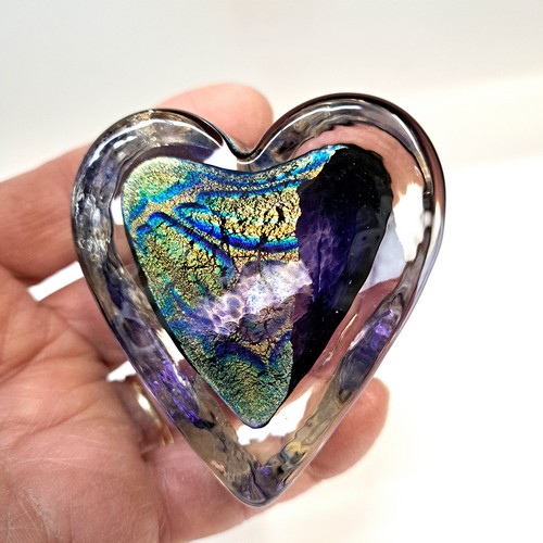 Click to view detail for DB-950 Heart Paperweight-Purple $52