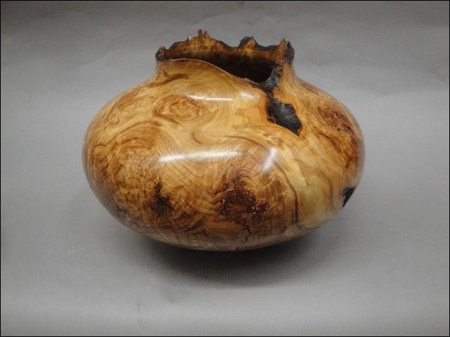 JW-086 Aspen Burl Vessel at Hunter Wolff Gallery