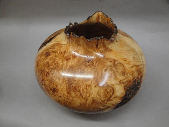 Click to view detail for JW-089 Aspen Burl Vessel