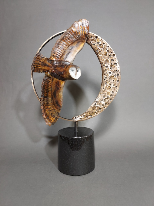 Click to view detail for Barn Owl 17 x 10 x 5 $2,500