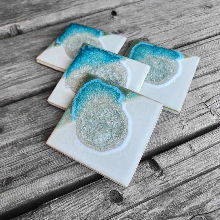 Click to view detail for KB-738 Coasters Set of 4 White/Pearl 4x4 $45