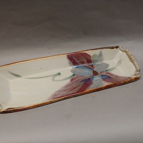 #20816 Platter, Long 17.5 x 5.75 White/Floral at Hunter Wolff Gallery