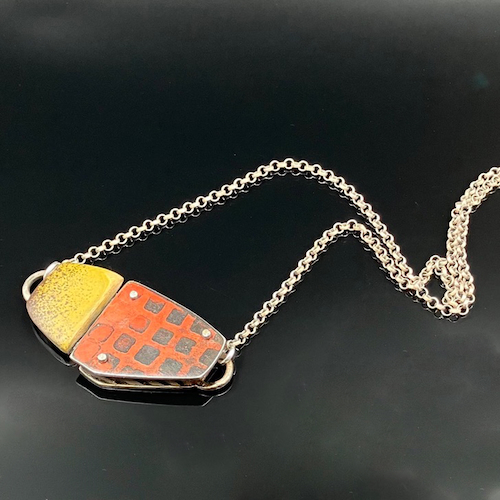 Click to view detail for TC-059 Pendant, Mustard/Paprika Petite $150