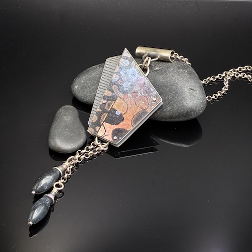 Click to view detail for TC-123 Necklace, Lavendar Foliage Layered $225