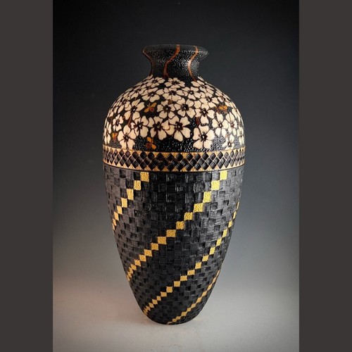 Click to view detail for VL-002 Vase, Flower Series #25 12x6 $1260