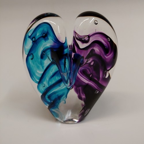 Click to view detail for DG-075 Heart Purple and Agua $110