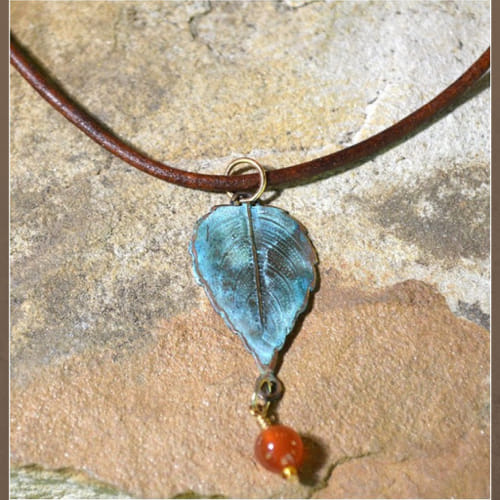 Click to view detail for EC-085 Pendant Leaf $74.50
