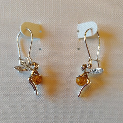Click to view detail for HWG-115 Earrings, Little Fairies $30