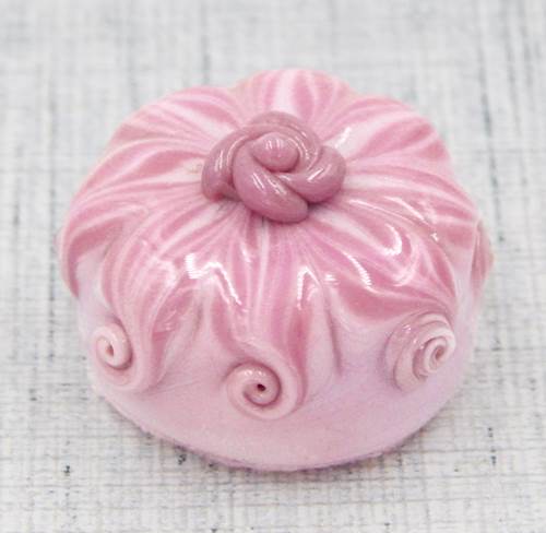 HG-026 Hulet Art Glass Flower Treat/Pink $47 at Hunter Wolff Gallery