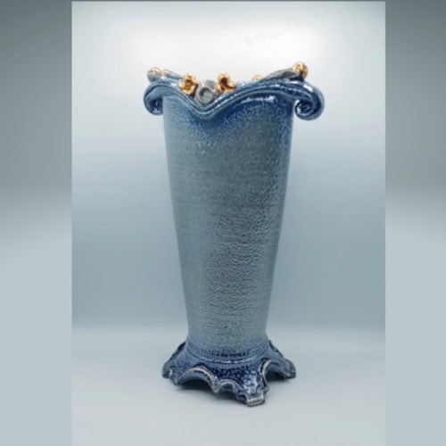Click to view detail for #210355 Vase Salt-Fired with Gold/Silver $129