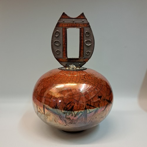 Click to view detail for BS-028 Raku Lidded Vessel $240