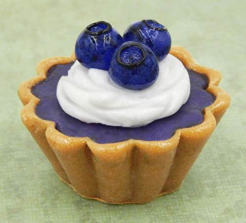 Click to view detail for HG-066 Blueberry Tartlet $56