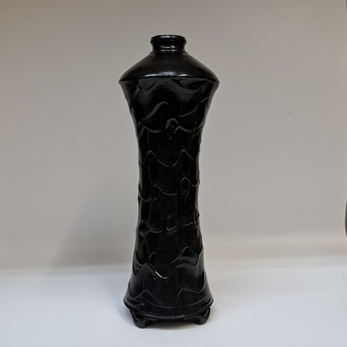 Click to view detail for BS-051  Vessel/Vase Black 11.5x4 $150