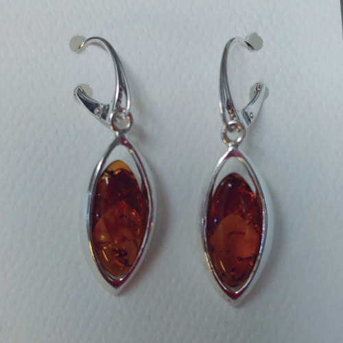 Click to view detail for HWG-053 Earrings, Almond -Shaped Amber $46