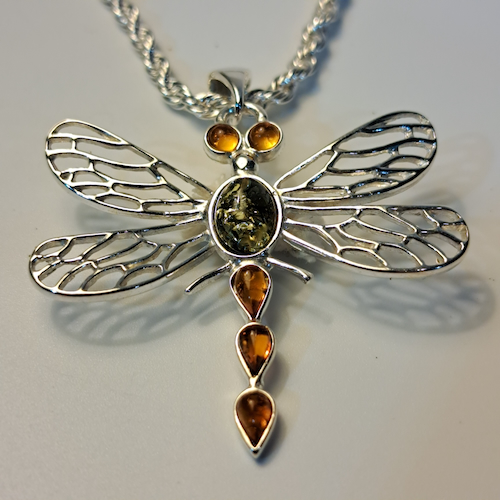 Click to view detail for HW-541 Pendant, Dragon Fly, Green/Amber $66