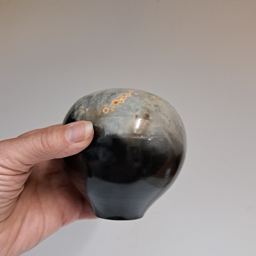Click to view detail for BS-056 Vessel Small Pot-Pit Fired 4x4 $60
