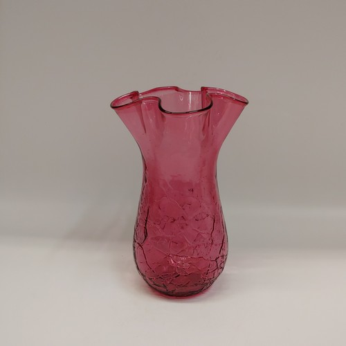 Click to view detail for DB-639 Mini Vase Cranberry 5x2.5 $33