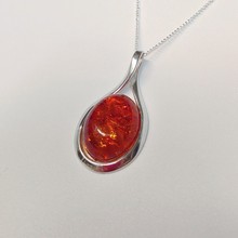 HWG-097 Pendant Oval $74 at Hunter Wolff Gallery
