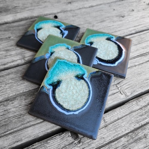 Click to view detail for KB-702 Coasters Set of 4 Black Pearl $45