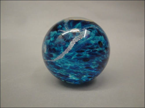 Click to view detail for DB-121 Small Round Dichroic Paperweight