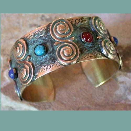 Click to view detail for EC-055 Cuff Roman Scroll $106