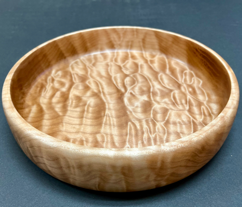 Click to view detail for MH101 Bowl, Curly Maple $380