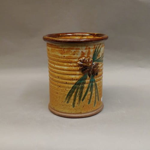 Click to view detail for Utensil Caddy with Pine Cone